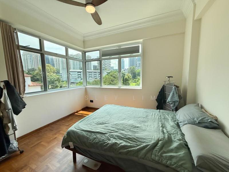 FREEHOLD 2 Bed 2 Bath Near Great World, 20 Kay Poh Road, Tanglin / Holland / Bukit Timah, 2 Bedrooms, 796 sqft, Apartment For Sale, by Jesley Lim, 500271843 - Bedroom - PropertyGuru.com.sg