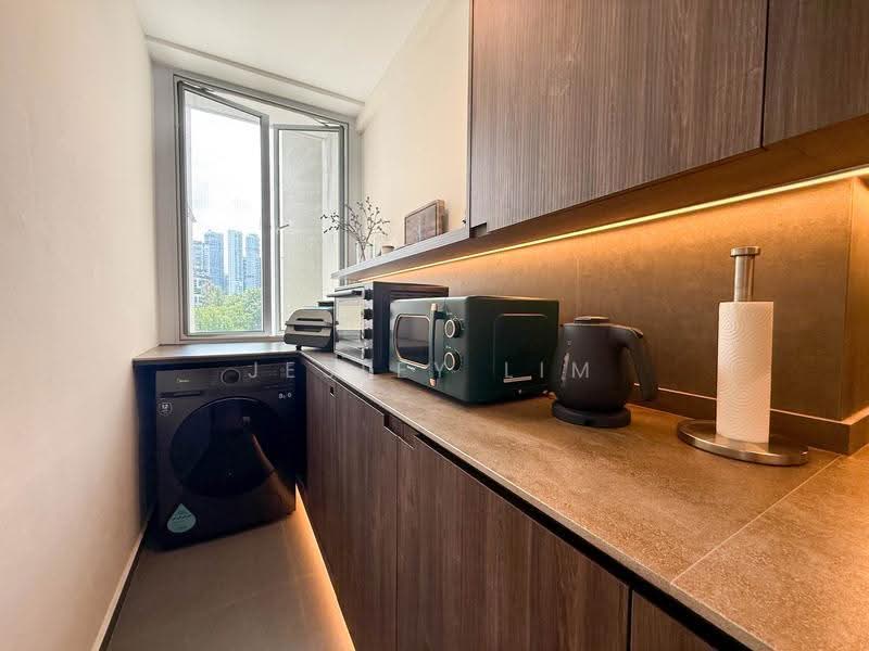 FREEHOLD 2 Bed 2 Bath Near Great World, 20 Kay Poh Road, Tanglin / Holland / Bukit Timah, 2 Bedrooms, 796 sqft, Apartment For Sale, by Jesley Lim, 500271843 - Kitchen - PropertyGuru.com.sg