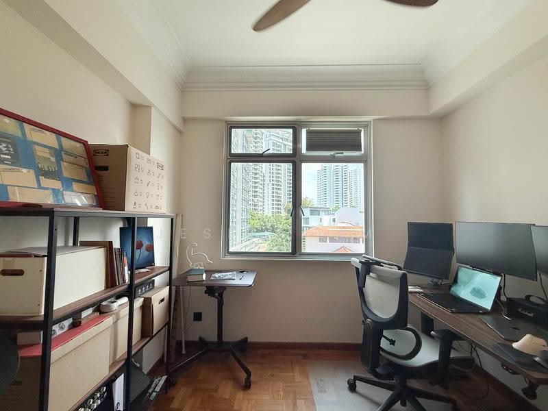 FREEHOLD 2 Bed 2 Bath Near Great World, 20 Kay Poh Road, Tanglin / Holland / Bukit Timah, 2 Bedrooms, 796 sqft, Apartment For Sale, by Jesley Lim, 500271843 - Study - PropertyGuru.com.sg