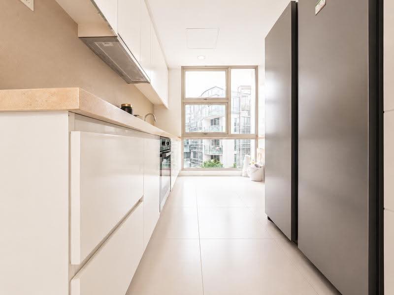 Belmond Green, 15B Balmoral Road, Tanglin / Holland / Bukit Timah, 3 Bedrooms, 1,270 sqft, Condominium For Sale, by FiFi Ng, 500271849 - Kitchen - PropertyGuru.com.sg