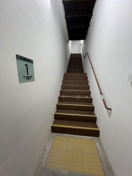 Little India Conservation Shophouse for Rent, Little India, Farrer Park, Rochor, Jalan Besar, Serangoon Road,, Beach Road / Bugis / Rochor, 2,306 sqft, Shop / Shophouse For Rent, by Jeff Oh, 500271868 - Staircase - CommercialGuru.com.sg