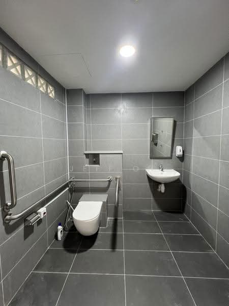 Little India Conservation Shophouse for Rent, Little India, Farrer Park, Rochor, Jalan Besar, Serangoon Road,, Beach Road / Bugis / Rochor, 2,306 sqft, Shop / Shophouse For Rent, by Jeff Oh, 500271868 - 1/F Toilet - CommercialGuru.com.sg