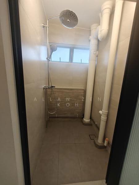 30 New Upper Changi Road, 30 New Upper Changi Road, Bedok / Upper East Coast, 4 Bedrooms, 700 sqft, HDB Flat For Rent, by Allan Zen Koh, 500271869 - Bathroom - PropertyGuru.com.sg