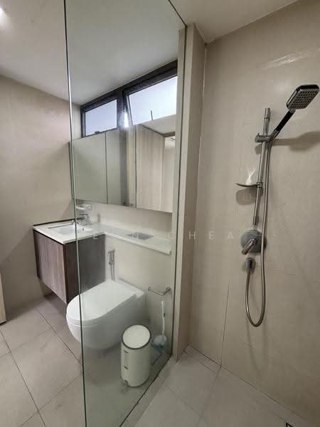 The Wisteria, 592 Yishun Ring Road, Sembawang / Yishun, 3 Bedrooms, 969 sqft, Condominium For Rent, by Leon Chea, 500271871 - Bathroom - PropertyGuru.com.sg