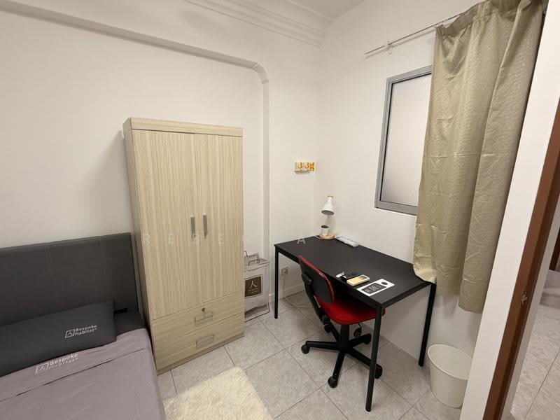 Emerald Park, 6 Indus Road, Alexandra / Commonwealth, Room Rental, 250 sqft, Condominium For Rent, by Rebecca Lee, 500271873 - Bedroom - PropertyGuru.com.sg
