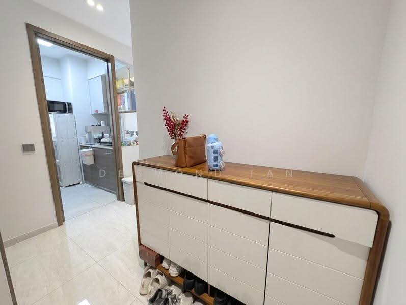 The Florence Residences, 87 Hougang Avenue 2, Hougang / Punggol / Sengkang, 2 Bedrooms, 721 sqft, Condominium For Sale, by Desmond Tan, 500271874 - Kitchen - PropertyGuru.com.sg