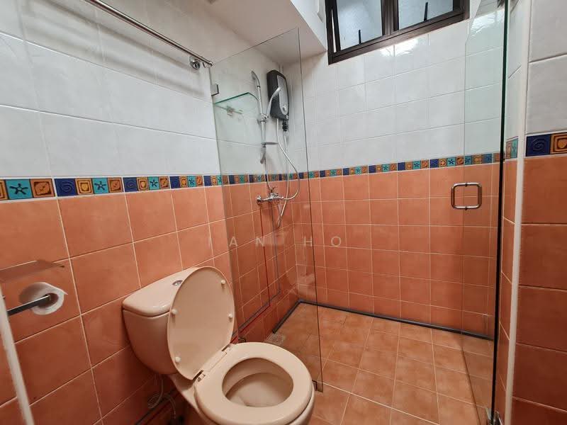 625 Senja Road, 625 Senja Road, Dairy Farm / Bukit Panjang / Choa Chu Kang, 3 Bedrooms, 969 sqft, HDB Flat For Sale, by Ian Ho, 500271876 - Bathroom - PropertyGuru.com.sg