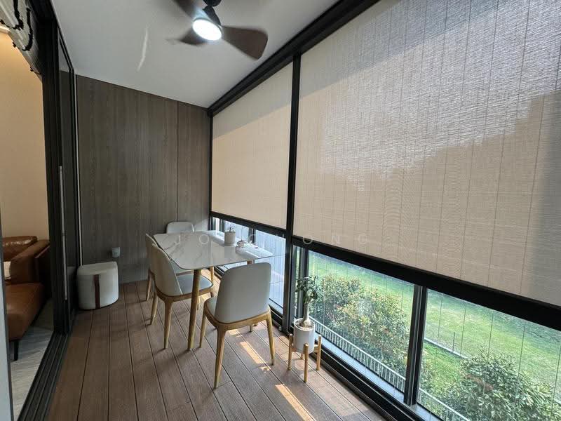 Leedon Green, 28 Leedon Heights, Tanglin / Holland / Bukit Timah, 2 Bedrooms, 818 sqft, Condominium For Sale, by Jo Chong, 500271885 - Balcony - PropertyGuru.com.sg