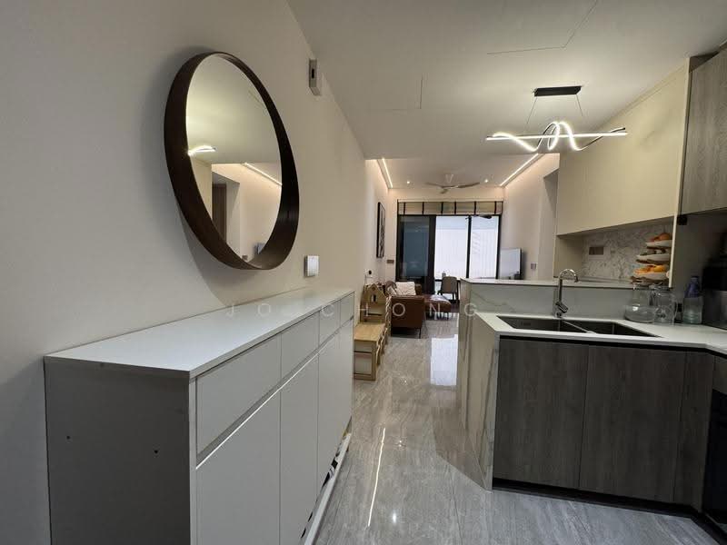 Leedon Green, 28 Leedon Heights, Tanglin / Holland / Bukit Timah, 2 Bedrooms, 818 sqft, Condominium For Sale, by Jo Chong, 500271885 - Kitchen - PropertyGuru.com.sg