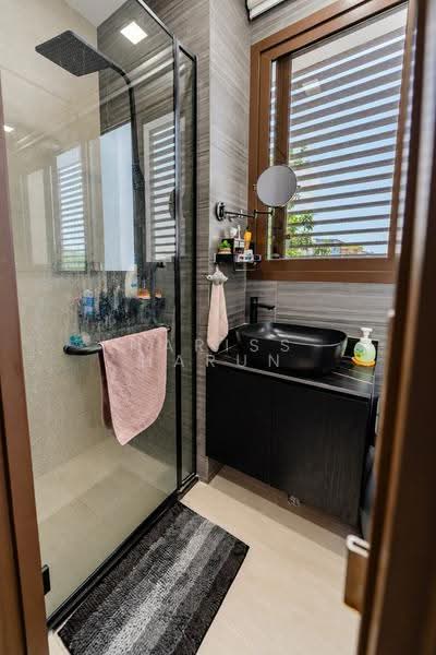 The Brooks I & The Brooks II, 60 Springside Walk, Mandai / Upper Thomson, 2 Bedrooms, 710 sqft, Apartment For Sale, by Hariss Harun, 500271887 - Bathroom - PropertyGuru.com.sg