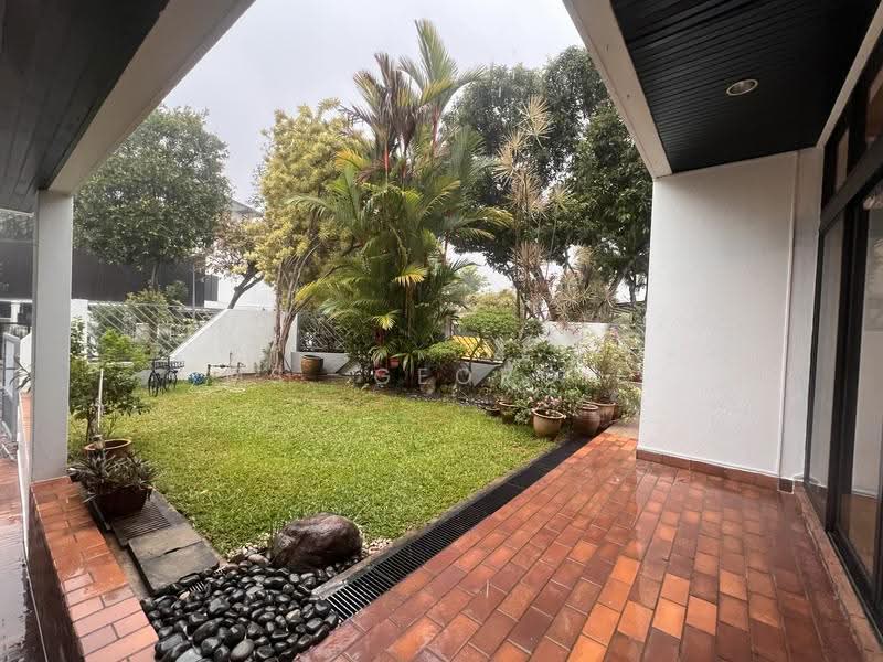Charming Renovated Corner Semi-Detached at Coronation Rd.1km to Nanyang Primary & Raffles Girls Pri, Coronation Road, Kingsmead Road, Duchess Road, Tanglin / Holland / Bukit Timah, 6 Bedrooms, 4,000 sqft, Semi-Detached House For Rent, by Ms. Georgie, 500271889 - Garden - PropertyGuru.com.sg