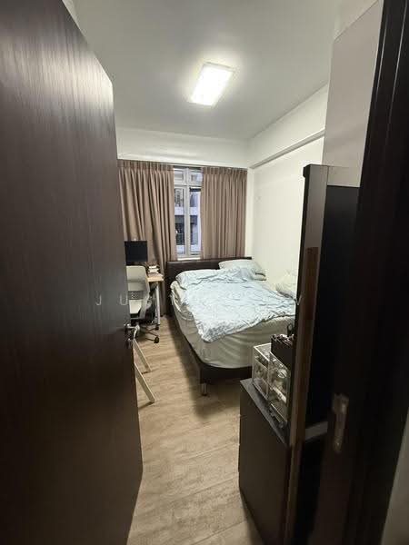 D'Weave, 5 Lorong 39 Geylang, Eunos / Geylang / Paya Lebar, 2 Bedrooms, 570 sqft, Condominium For Rent, by Justus Aw, 500271891 - master bedroom - PropertyGuru.com.sg