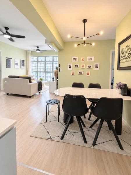 408A Northshore Drive, 408A Northshore Drive, Hougang / Punggol / Sengkang, 3 Bedrooms, 1,011 sqft, HDB Flat For Sale, by Dan Soon, 500271892 - Living Room - PropertyGuru.com.sg