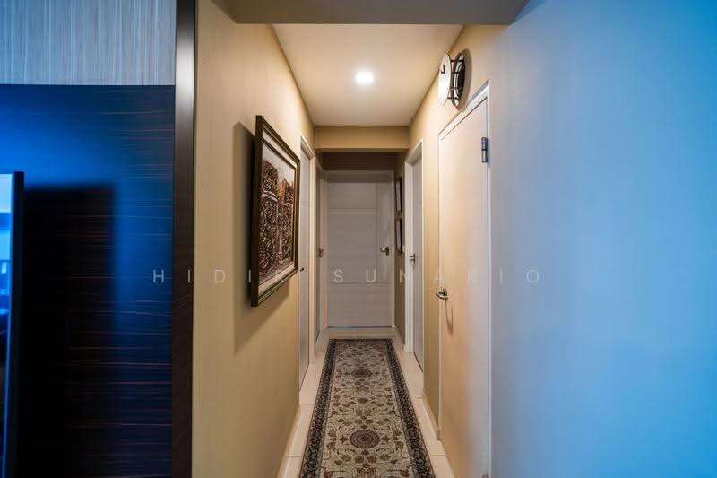 138A Yuan Ching Road, 138A Yuan Ching Road, Boon Lay / Jurong / Tuas, 3 Bedrooms, 1,130 sqft, HDB Flat For Sale, by Hidir Sunario, 500271902 - Corridor - PropertyGuru.com.sg