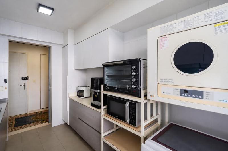 138A Yuan Ching Road, 138A Yuan Ching Road, Boon Lay / Jurong / Tuas, 3 Bedrooms, 1,130 sqft, HDB Flat For Sale, by Hidir Sunario, 500271902 - Kitchen - PropertyGuru.com.sg