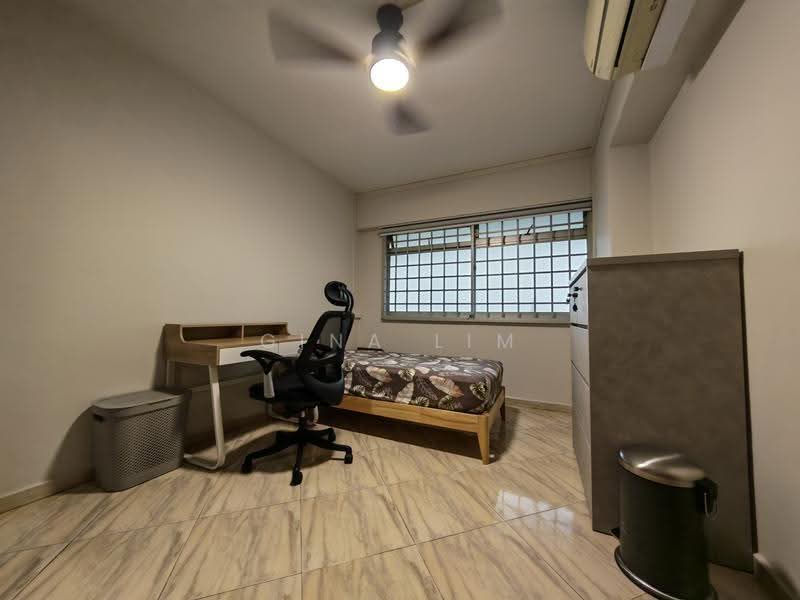 30A Holland Close, 30A Holland Close, Tanglin / Holland / Bukit Timah, Room Rental, 150 sqft, HDB Flat For Rent, by Gina Lim, 500271904 - Bedroom - PropertyGuru.com.sg
