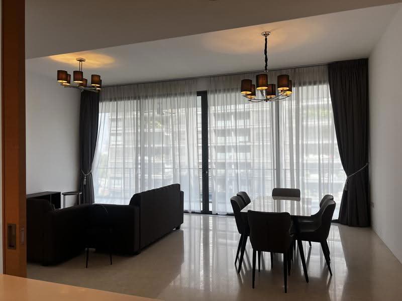 Urban Resort Condominium, 32 Cairnhill Road, Orchard / River Valley, 3 Bedrooms, 2,121 sqft, Apartment For Sale, by Nancy Ang, 500271907 - Living Room - PropertyGuru.com.sg