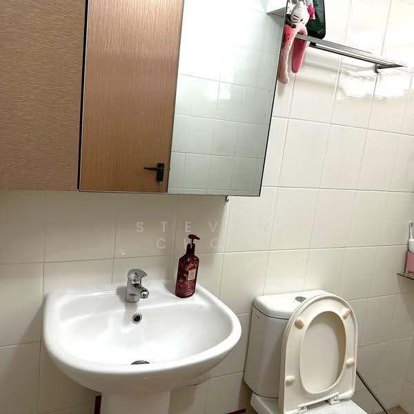 272A Punggol Walk, 272A Punggol Walk, Hougang / Punggol / Sengkang, Room Rental, 120 sqft, HDB Flat For Rent, by Steven Choo, 500271909 - Bathroom - PropertyGuru.com.sg