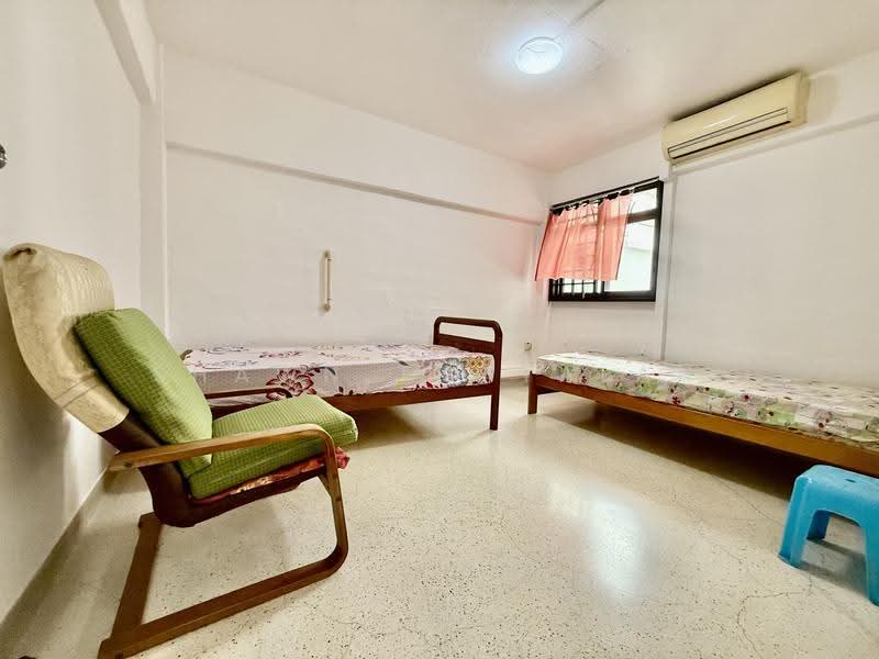 105 Henderson Crescent, 105 Henderson Crescent, Alexandra / Commonwealth, 2 Bedrooms, 699 sqft, HDB Flat For Sale, by Shawn Thayalan, 500271911 - PropertyGuru.com.sg