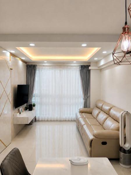 96 Dawson Road, 96 Dawson Road, Alexandra / Commonwealth, 3 Bedrooms, 893 sqft, HDB Flat For Sale, by Eden Li, 500271914 - Living Room - PropertyGuru.com.sg