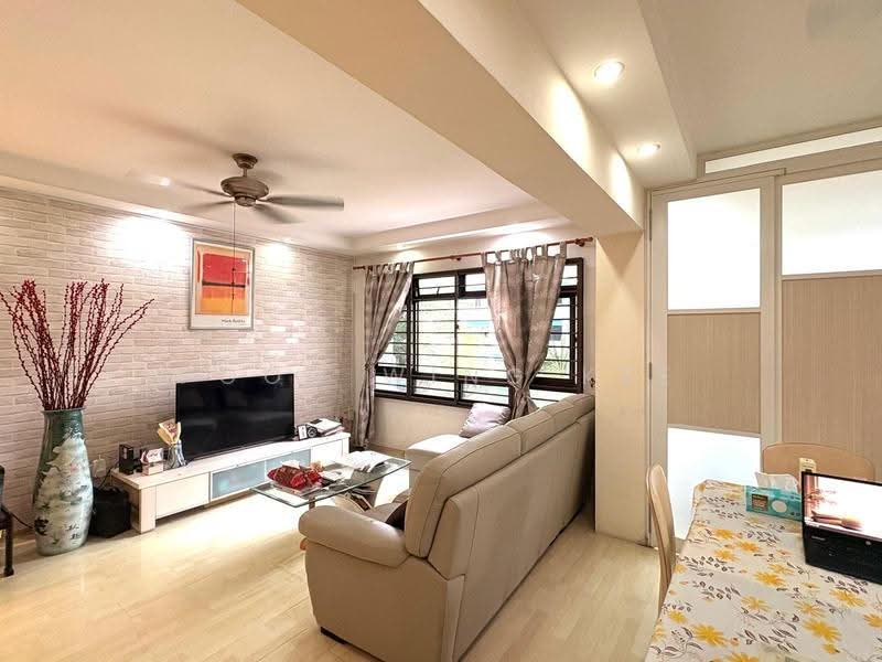 144 Lorong 2 Toa Payoh, 144 Lorong 2 Toa Payoh, Balestier / Toa Payoh, Room Rental, 180 sqft, HDB Flat For Rent, by Poon Wing Kee, 500271916 - PropertyGuru.com.sg