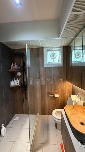 222B Bedok North Drive, 222B Bedok North Drive, Bedok / Upper East Coast, 3 Bedrooms, 990 sqft, HDB Flat For Sale, by Yeo Tong Boon, 500271920 - Bathroom - PropertyGuru.com.sg