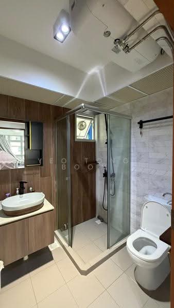 222B Bedok North Drive, 222B Bedok North Drive, Bedok / Upper East Coast, 3 Bedrooms, 990 sqft, HDB Flat For Sale, by Yeo Tong Boon, 500271920 - Bathroom - PropertyGuru.com.sg