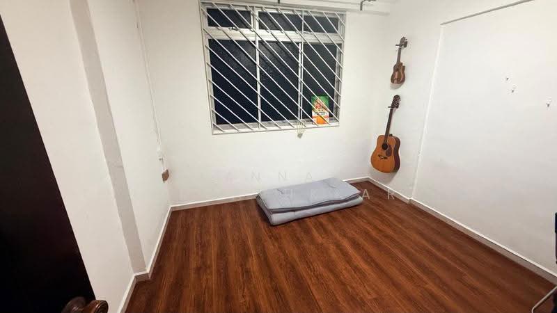 272 Yishun Street 22, 272 Yishun Street 22, Sembawang / Yishun, 2 Bedrooms, 1,000 sqft, HDB Flat For Rent, by Kannan Thirunavukkarasu, 500271924 - Bedroom - PropertyGuru.com.sg