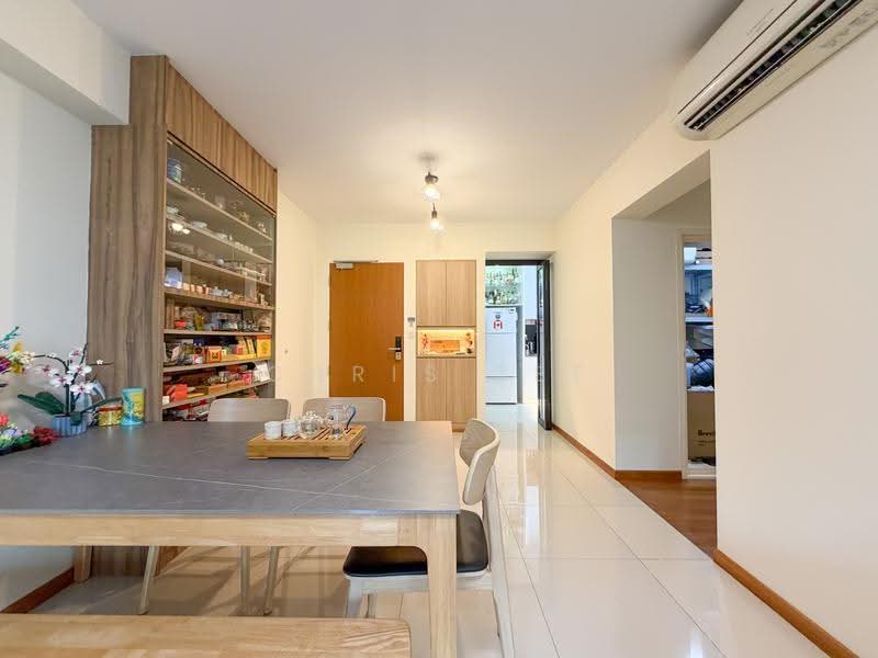 310C Punggol Walk, 310C Punggol Walk, Hougang / Punggol / Sengkang, 3 Bedrooms, 990 sqft, HDB Flat For Sale, by Chris Tee, 500271931 - Dining Room - PropertyGuru.com.sg