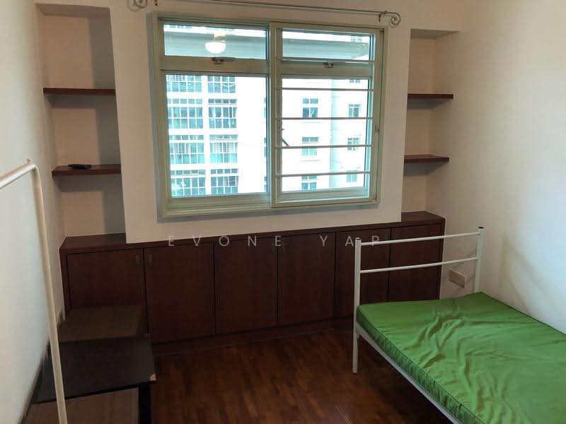 107D Edgefield Plains, 107D Edgefield Plains, Hougang / Punggol / Sengkang, 3 Bedrooms, 1,184 sqft, HDB Flat For Sale, by Evone Yap, 500271934 - Bedroom - PropertyGuru.com.sg