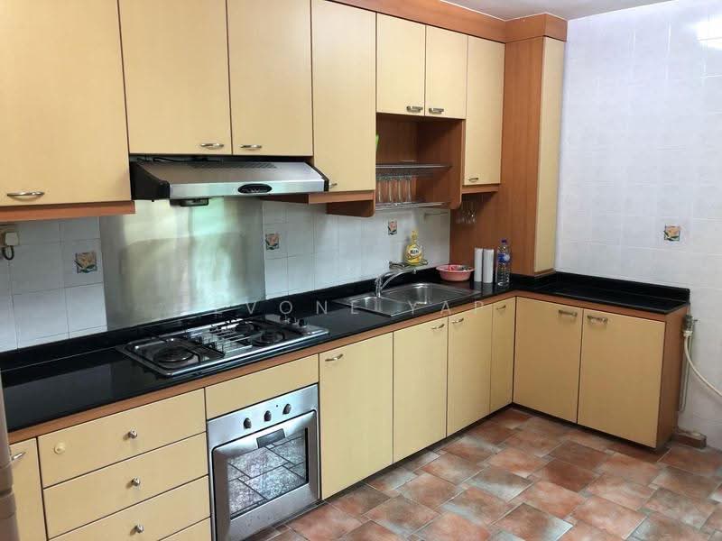 107D Edgefield Plains, 107D Edgefield Plains, Hougang / Punggol / Sengkang, 3 Bedrooms, 1,184 sqft, HDB Flat For Sale, by Evone Yap, 500271934 - Kitchen - PropertyGuru.com.sg