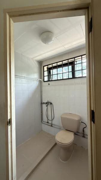 Bayshore Park, 58 Bayshore Road, Bedok / Upper East Coast, 2 Bedrooms, 947 sqft, Condominium For Sale, by Eric Yam, 500271937 - Bathroom - PropertyGuru.com.sg