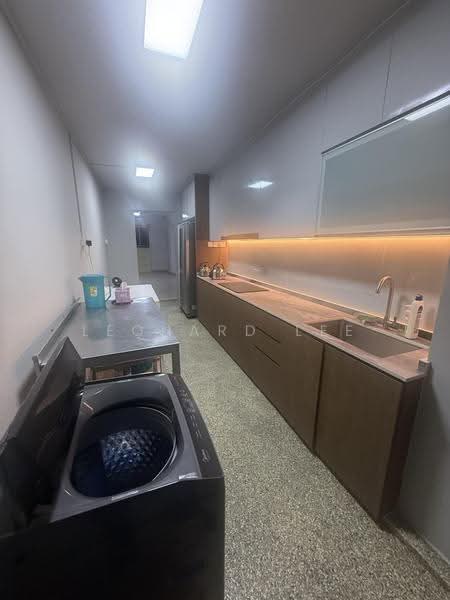 138 Tampines Street 11, 138 Tampines Street 11, Pasir Ris / Tampines, 5 Bedrooms, 1,658 sqft, HDB Flat For Sale, by Leonard Lee, 500271948 - Kitchen - PropertyGuru.com.sg