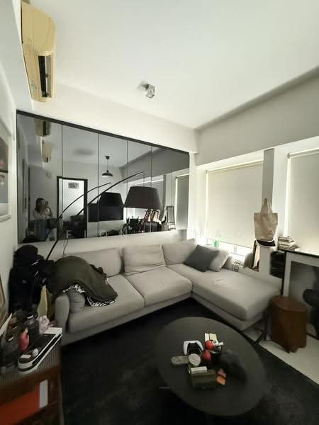 Robertson Edge, 18 Tong Watt Road, Orchard / River Valley, 1 Bedroom, 431 sqft, Apartment For Rent, by Fiona Zhao, 500271949 - Living Room - PropertyGuru.com.sg