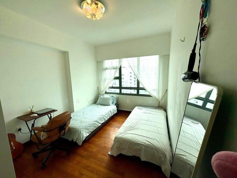 678B Punggol Drive, 678B Punggol Drive, Hougang / Punggol / Sengkang, 4 Bedrooms, 1,216 sqft, HDB Flat For Sale, by Kavin Kuah, 500271950 - Bedroom - PropertyGuru.com.sg