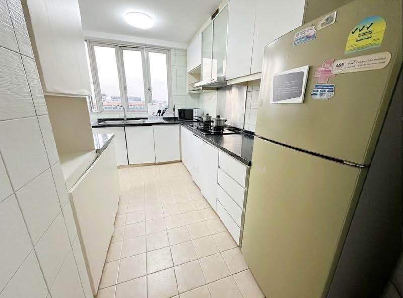 Le Crescendo, 233 Paya Lebar Road, Eunos / Geylang / Paya Lebar, 3 Bedrooms, 1,184 sqft, Condominium For Sale, by Allen Lim, 500271952 - Kitchen - PropertyGuru.com.sg