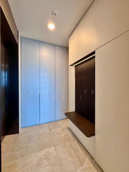 Amber Park, 18A Amber Gardens, East Coast / Marine Parade, 4 Bedrooms, 2,336 sqft, Condominium For Rent, by Terence Tee (郑志翔), 500271956 - Entrance - PropertyGuru.com.sg