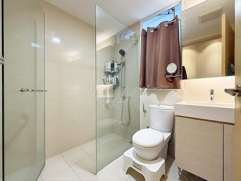 The Tampines Trilliant, 21 Tampines Central 7, Pasir Ris / Tampines, 3 Bedrooms, 1,001 sqft, Condominium For Sale, by Nicole Lim, 500271959 - Master Bedroom Ensuite - PropertyGuru.com.sg