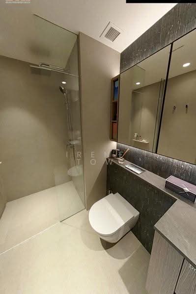 Nava Grove, 38 Pine Grove, Clementi Park / Upper Bukit Timah, 2 Bedrooms, 786 sqft, Condominium For Sale, by Irene Tow, 500271960 - Bathroom - PropertyGuru.com.sg