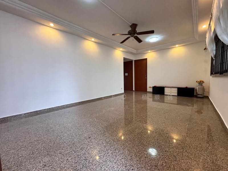 201B Compassvale Drive, 201B Compassvale Drive, Hougang / Punggol / Sengkang, 3 Bedrooms, 969 sqft, HDB Flat For Sale, by S. K. Yeo 杨顺锦, 500271961 - Living Room - PropertyGuru.com.sg
