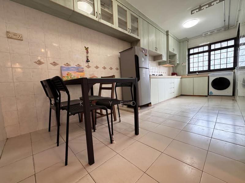 201B Compassvale Drive, 201B Compassvale Drive, Hougang / Punggol / Sengkang, 3 Bedrooms, 969 sqft, HDB Flat For Sale, by S. K. Yeo 杨顺锦, 500271961 - Kitchen - PropertyGuru.com.sg