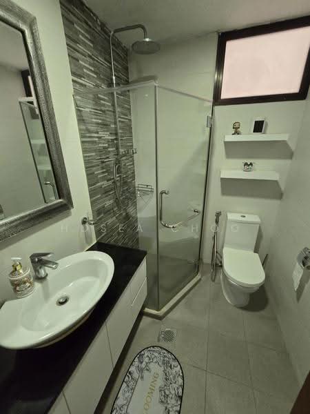 Seasons Park, 491 Yio Chu Kang Road, Mandai / Upper Thomson, 2 Bedrooms, 1,496 sqft, Condominium For Rent, by Hosea Choo, 500271962 - Bathroom - PropertyGuru.com.sg