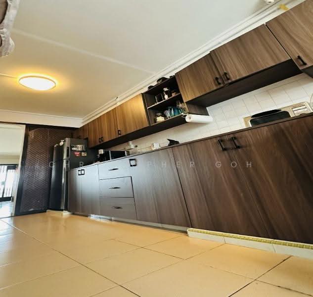658 Hougang Avenue 8, 658 Hougang Avenue 8, Hougang / Punggol / Sengkang, 3 Bedrooms, 1,119 sqft, HDB Flat For Sale, by Christopher Goh, 500271970 - Kitchen - PropertyGuru.com.sg