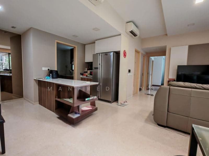 The Luxurie, 29 Compassvale Road, Hougang / Punggol / Sengkang, 4 Bedrooms, 1,313 sqft, Condominium For Sale, by Manfred Ting, 500271971 - Kitchen - PropertyGuru.com.sg