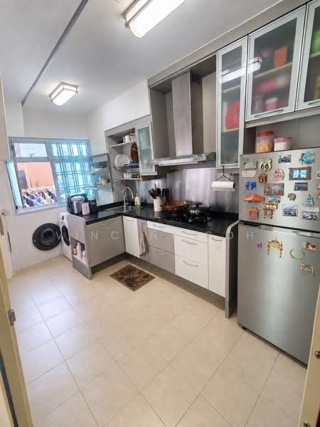 649 Punggol Central, 649 Punggol Central, Hougang / Punggol / Sengkang, 3 Bedrooms, 979 sqft, HDB Flat For Sale, by Vincent Goh, 500271974 - Kitchen - PropertyGuru.com.sg