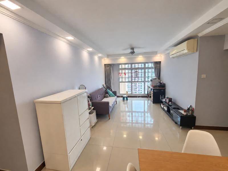 649 Punggol Central, 649 Punggol Central, Hougang / Punggol / Sengkang, 3 Bedrooms, 979 sqft, HDB Flat For Sale, by Vincent Goh, 500271974 - Living Room - PropertyGuru.com.sg