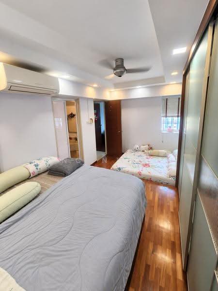 649 Punggol Central, 649 Punggol Central, Hougang / Punggol / Sengkang, 3 Bedrooms, 979 sqft, HDB Flat For Sale, by Vincent Goh, 500271974 - Master Bedroom - PropertyGuru.com.sg