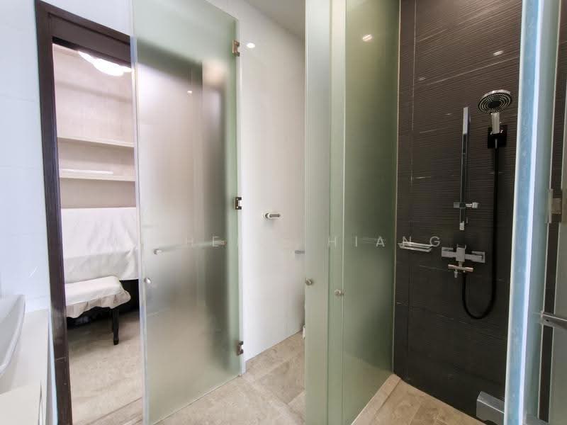 The Hillier, 2 Hillview Rise, Dairy Farm / Bukit Panjang / Choa Chu Kang, 2 Bedrooms, 818 sqft, Condominium For Sale, by Michelle Hiang, 500271975 - Bathroom - PropertyGuru.com.sg