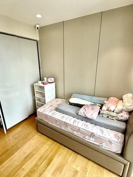 Riviere, 1 Jiak Kim Street, Alexandra / Commonwealth, 3 Bedrooms, 1,173 sqft, Condominium For Sale, by Alvin Tan, 500271977 - Bedroom 2 - PropertyGuru.com.sg