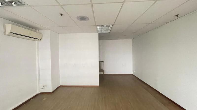 Da Jin Factory Building, 362 Upper Paya Lebar Road, Hougang / Punggol / Sengkang, 1,195 sqft, Light Industrial (B1) For Sale, by Paul Lim, 500271979 - Interior - CommercialGuru.com.sg